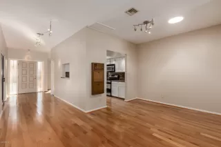 Photo #3: 6033547 Listing 