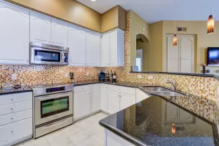 Photo #3: 6033611 Listing 