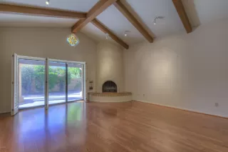 Photo #5: 6033709 Listing