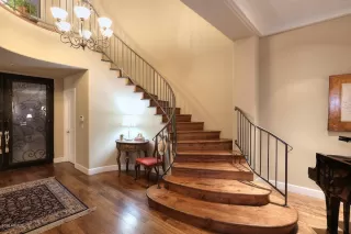 Photo #1: 6033775 Listing 