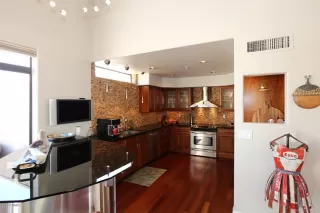 Photo #5: 6033777 Listing