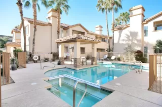 Photo #2: 6033787 Listing