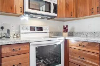 Photo #5: 6033787 Listing