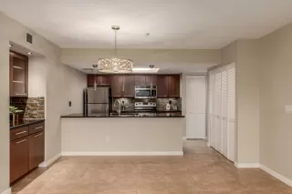 Photo #1: 6033825 Listing 