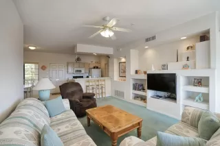 Photo #6: 6033851 Listing