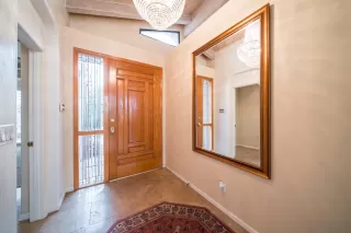 Photo #1: 6033917 Listing 