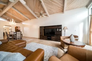 Photo #3: 6033917 Listing 