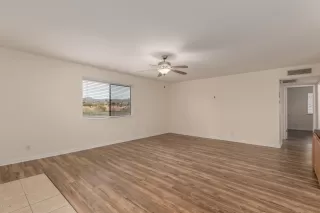 Photo #5: 6033941 Listing