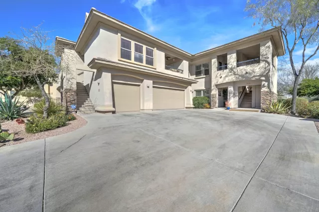 MLS: 6034038 Condo For Sale
