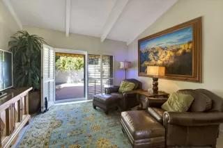 Photo #2: 6034086 Listing