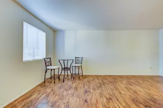 Photo #3: 6034604 Listing