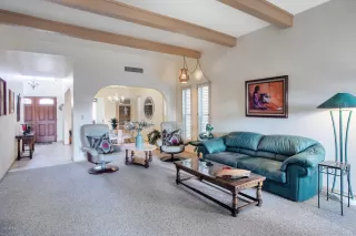 Photo #2: 6034615 Listing