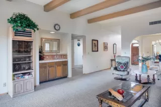 Photo #4: 6034615 Listing