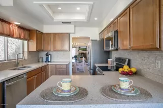 Photo #6: 6034615 Listing