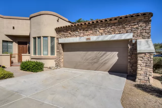 MLS: 6034718 Condo For Sale