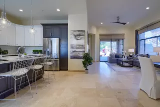 Photo #4: 6034718 Listing