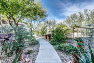 Photo #2: 6034789 Listing