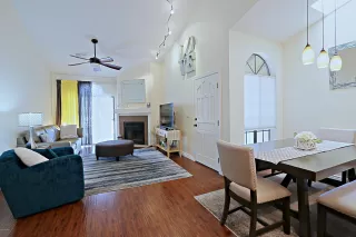 Photo #2: 6034874 Listing 