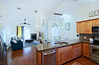 Photo #3: 6034874 Listing 