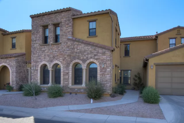 MLS: 6034918 Condo For Sale