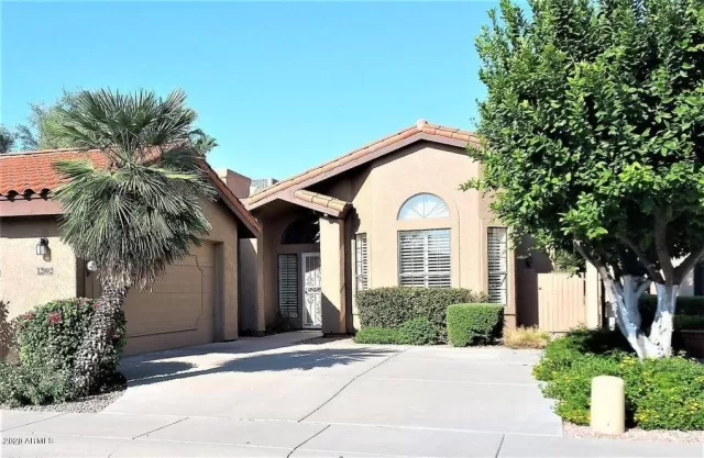 MLS: 6034922 Condo For Sale