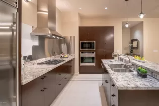 Photo #6: 6035019 Listing