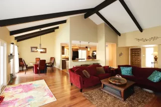 Photo #2: 6035132 Listing 