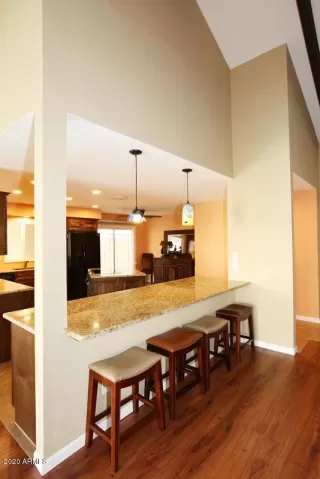 Photo #6: 6035132 Listing 