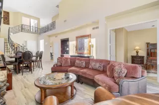 Photo #3: 6035137 Listing 