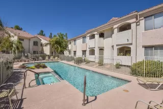 Photo #2: 6035145 Listing 