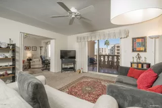 Photo #4: 6035395 Listing