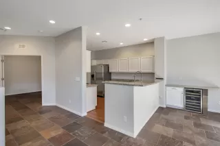 Photo #5: 6035399 Listing 