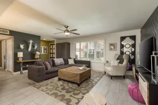 Photo #4: 6036073 Listing