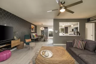 Photo #5: 6036073 Listing