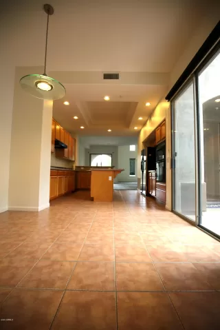 Photo #5: 6036265 Listing 