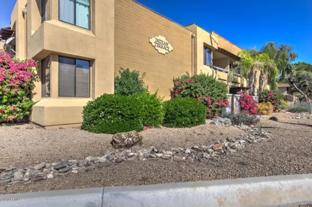 MLS: 6036387 Condo For Sale