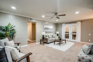 Photo #4: 6036387 Listing