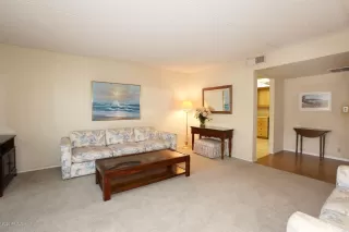 Photo #5: 6036448 Listing 