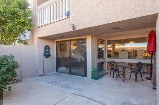 Photo #6: 6036651 Listing