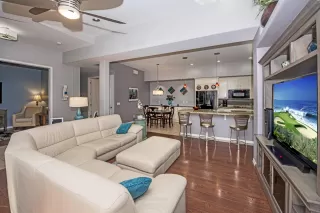 Photo #2: 6037049 Listing