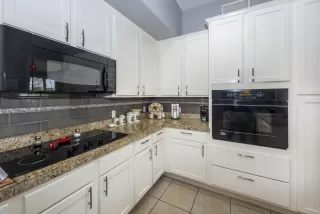 Photo #4: 6037049 Listing