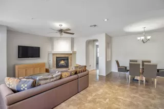 Photo #2: 6037125 Listing 