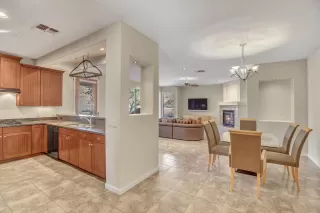 Photo #4: 6037125 Listing 