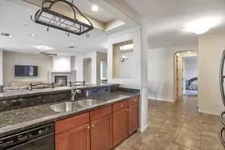 Photo #6: 6037125 Listing 