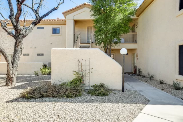MLS: 6037185 Condo For Sale