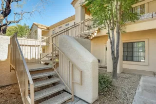 Photo #5: 6037185 Listing