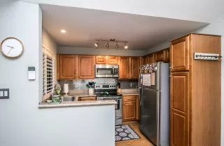 Photo #3: 6037716 Listing