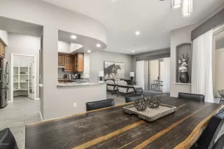 Photo #5: 6037851 Listing 