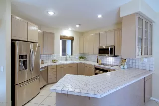 Photo #6: 6037920 Listing 