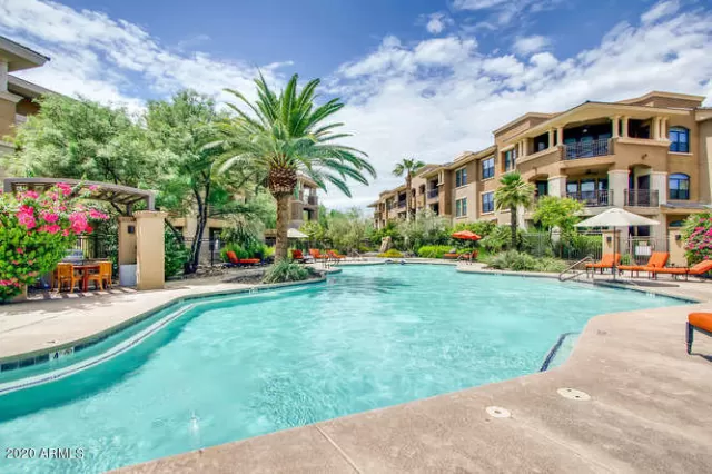 MLS: 6038006 Condo For Sale